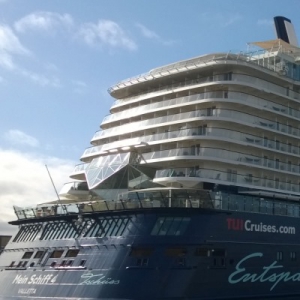 Mein Schiff 4